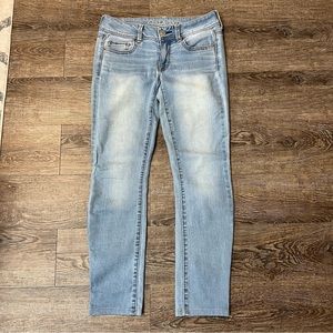 American Eagel Outfitters Jeans